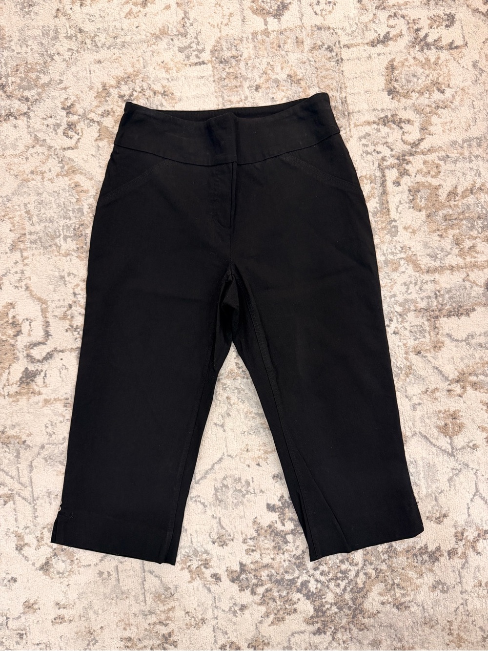 Black Capri Pants